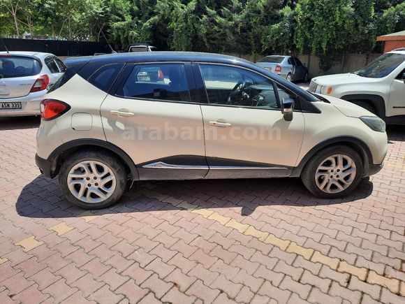 Sahibinden Renault Captur 1.5 dCi Icon 2015 Model  155.000 km Bej