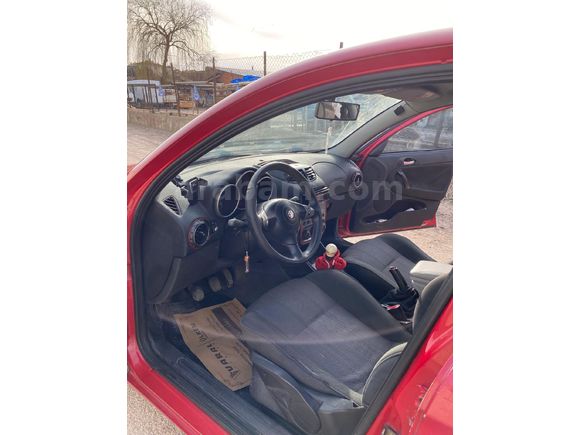Sahibinden Alfa Romeo 147 1.6 TS Progression 2004 Model