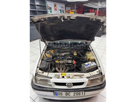 Sahibinden Opel Vectra 2.0 GL 1993 Model 