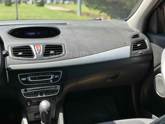 Galeriden Renault Megane 1.6 Dynamique 2011 Model Samsun