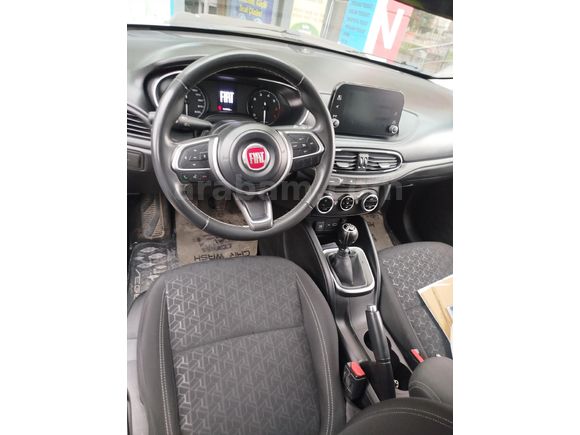 Fiat Egea Cross 1.4 Fire Urban 2021