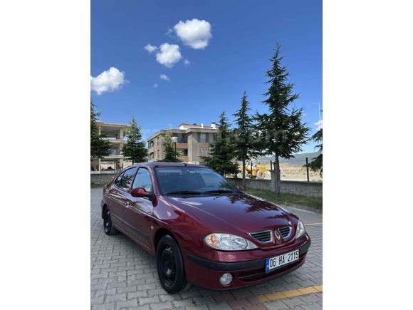 Sahibinden Renault Megane 1.6 RTE 2000 Model 