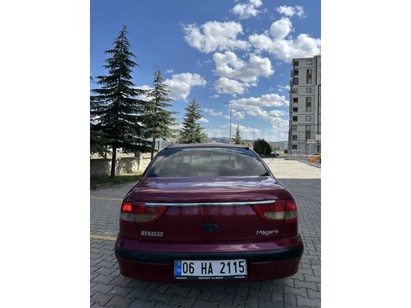 Sahibinden Renault Megane 1.6 RTE 2000 Model 