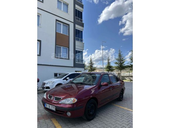 Sahibinden Renault Megane 1.6 RTE 2000 Model 