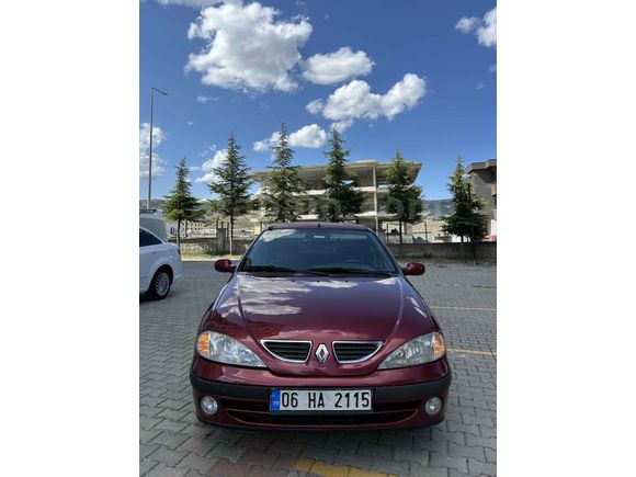 Sahibinden Renault Megane 1.6 RTE 2000 Model 