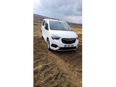 Sahibinden Opel Combo 1.5 CDTI Ultimate 2024 Model Beyaz