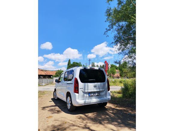 Sahibinden Opel Combo 1.5 CDTI Ultimate 2024 Model Beyaz