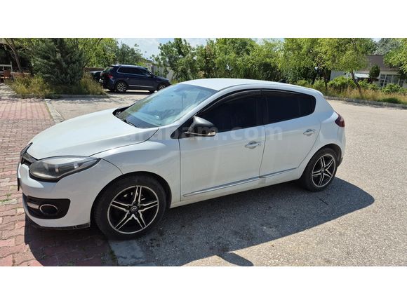 Sahibinden Renault Megane 1.5 dCi Touch Plus 2015 Model