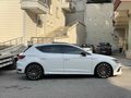 SEAT LEON MAKYAJLI SANROOFLU 1.6TDİ