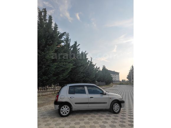 Sahibinden Renault Clio 1.6 RXT 2000 Model
