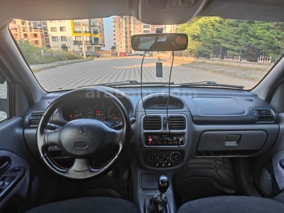Sahibinden Renault Clio 1.6 RXT 2000 Model