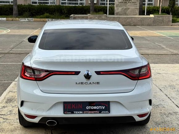 1.5 DIZEL OTOMATİK TOUCH PLUS KUSURSUZ MEGANE