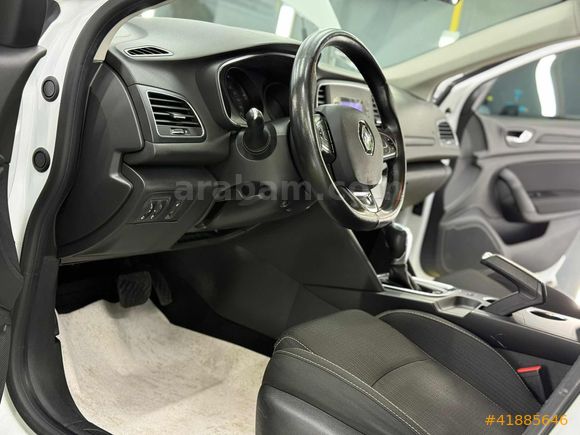 1.5 DIZEL OTOMATİK TOUCH PLUS KUSURSUZ MEGANE