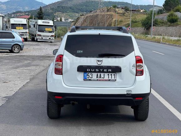 HATASIZ/TRAMERSİZ 1.5 110HP 4x4 DACIA DUSTER LAURETTE