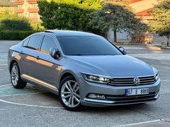 HATASIZ 65.000 KM PASSAT CAM TAVAN 360 KAMERA 125 HP