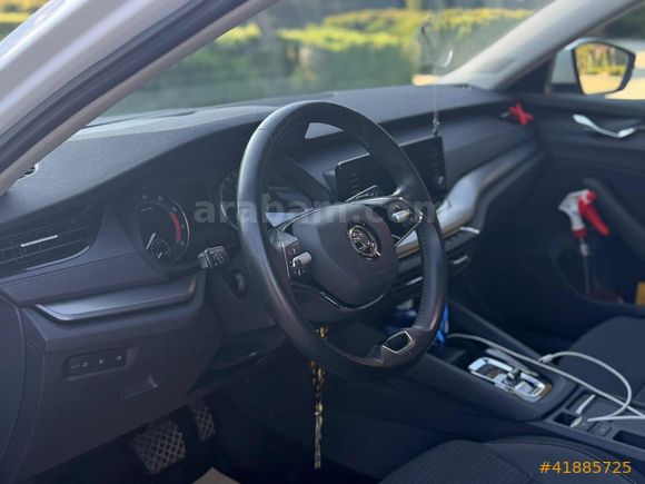 2021 SKODA OCTAVIA E-TEC ELITE 71.000 KM HATASIZ BOYASIZ