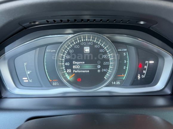 AKTİF 2014 VOLVO XC60 2.0 D4 ADVANCE EXTRA BAKIMLI FULL BOYASIZ