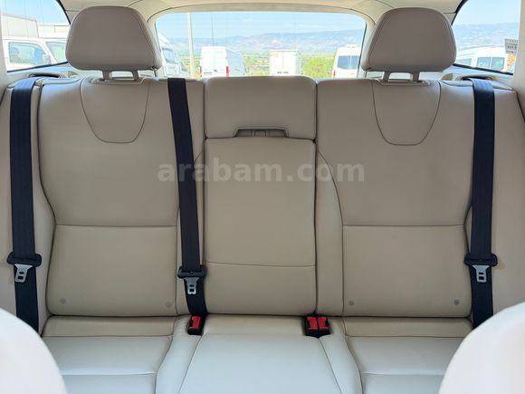 AKTİF 2014 VOLVO XC60 2.0 D4 ADVANCE EXTRA BAKIMLI FULL BOYASIZ