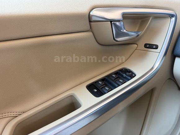 AKTİF 2014 VOLVO XC60 2.0 D4 ADVANCE EXTRA BAKIMLI FULL BOYASIZ