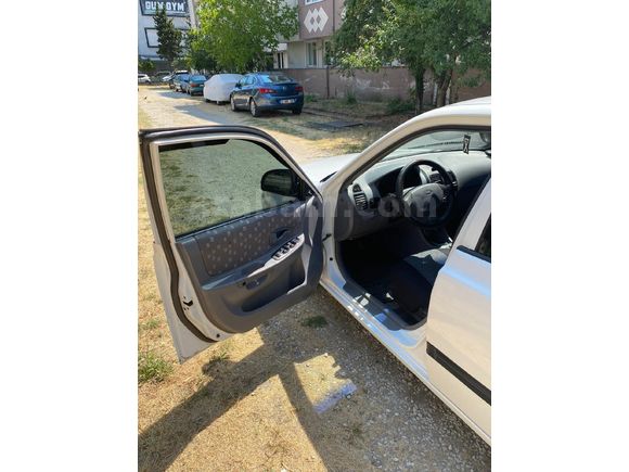 Sahibinden Hyundai Accent 1.3 Admire 2006 Model