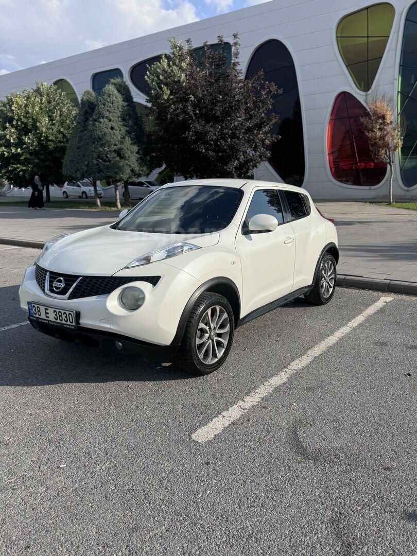 Galeriden Nissan Juke 1.5 dCi Sport Pack 2014 Model Kayseri 125.416 km Beyaz 1