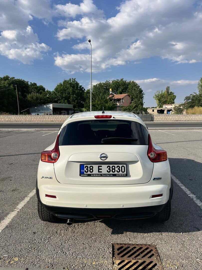 Galeriden Nissan Juke 1.5 dCi Sport Pack 2014 Model Kayseri 125.416 km Beyaz 4