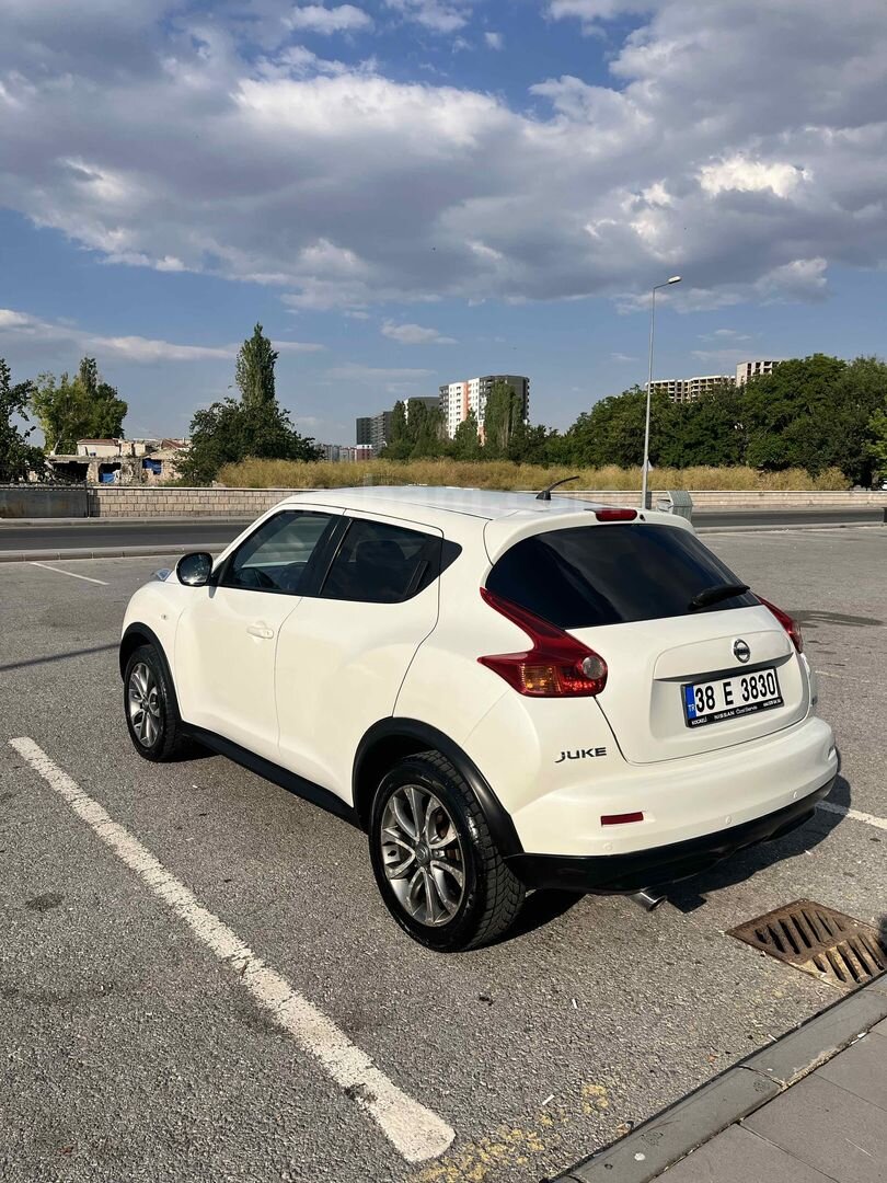 Galeriden Nissan Juke 1.5 dCi Sport Pack 2014 Model Kayseri 125.416 km Beyaz 3