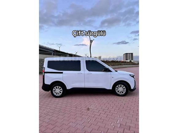Sahibinden Ford Transit Courier 1.5 EcoBlue Deluxe 2023 Model 