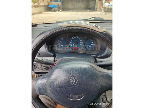 Sahibinden Renault Clio 1.4 RNA 2000 Model