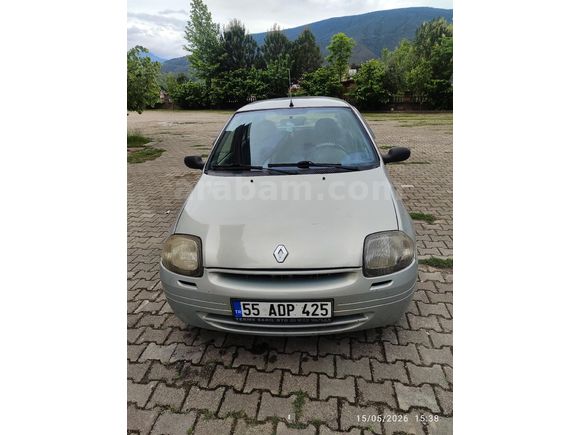 Sahibinden Renault Clio 1.4 RNA 2000 Model