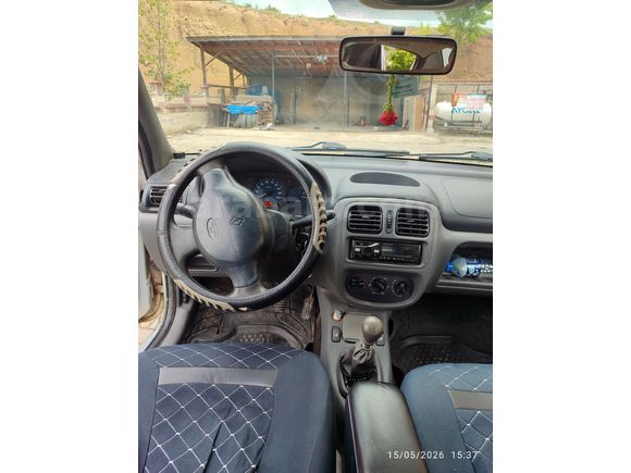 Sahibinden Renault Clio 1.4 RNA 2000 Model