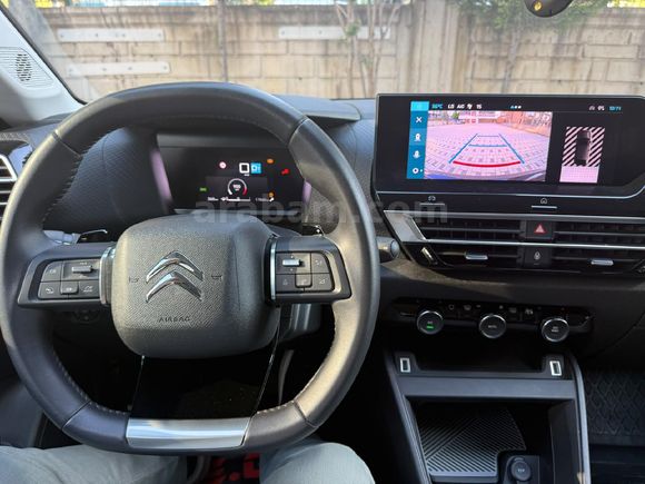 Sahibinden Citroen C4 1.2 PureTech Shine 2023 Model