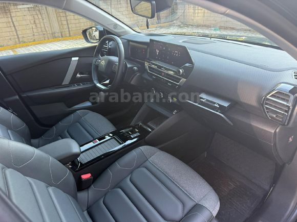 Sahibinden Citroen C4 1.2 PureTech Shine 2023 Model
