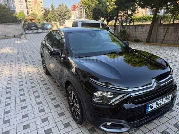 Sahibinden Citroen C4 1.2 PureTech Shine 2023 Model