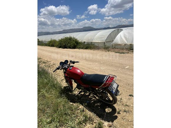 Yamaha YBR 125  2004  jilet gibi  
