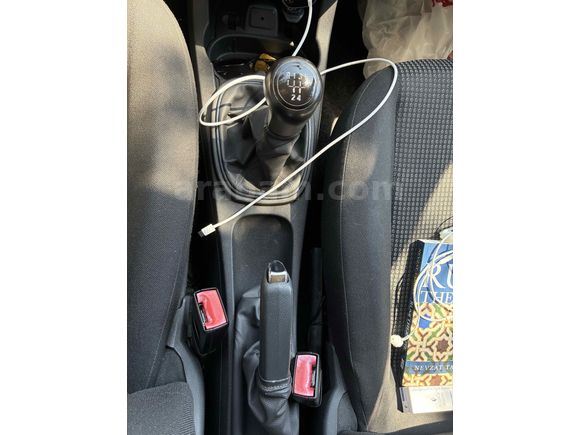 Sahibinden Opel Corsa 1.2 Essentia 2013 Model 