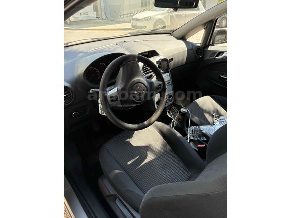 Sahibinden Opel Corsa 1.2 Essentia 2013 Model 