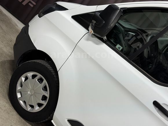 AKTİF den 2017 TRANSİT CUSTOM 330 L TREND PANELVAN 126.000 KM'DE