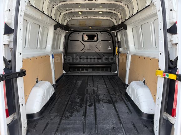 AKTİF den 2017 TRANSİT CUSTOM 330 L TREND PANELVAN 126.000 KM'DE