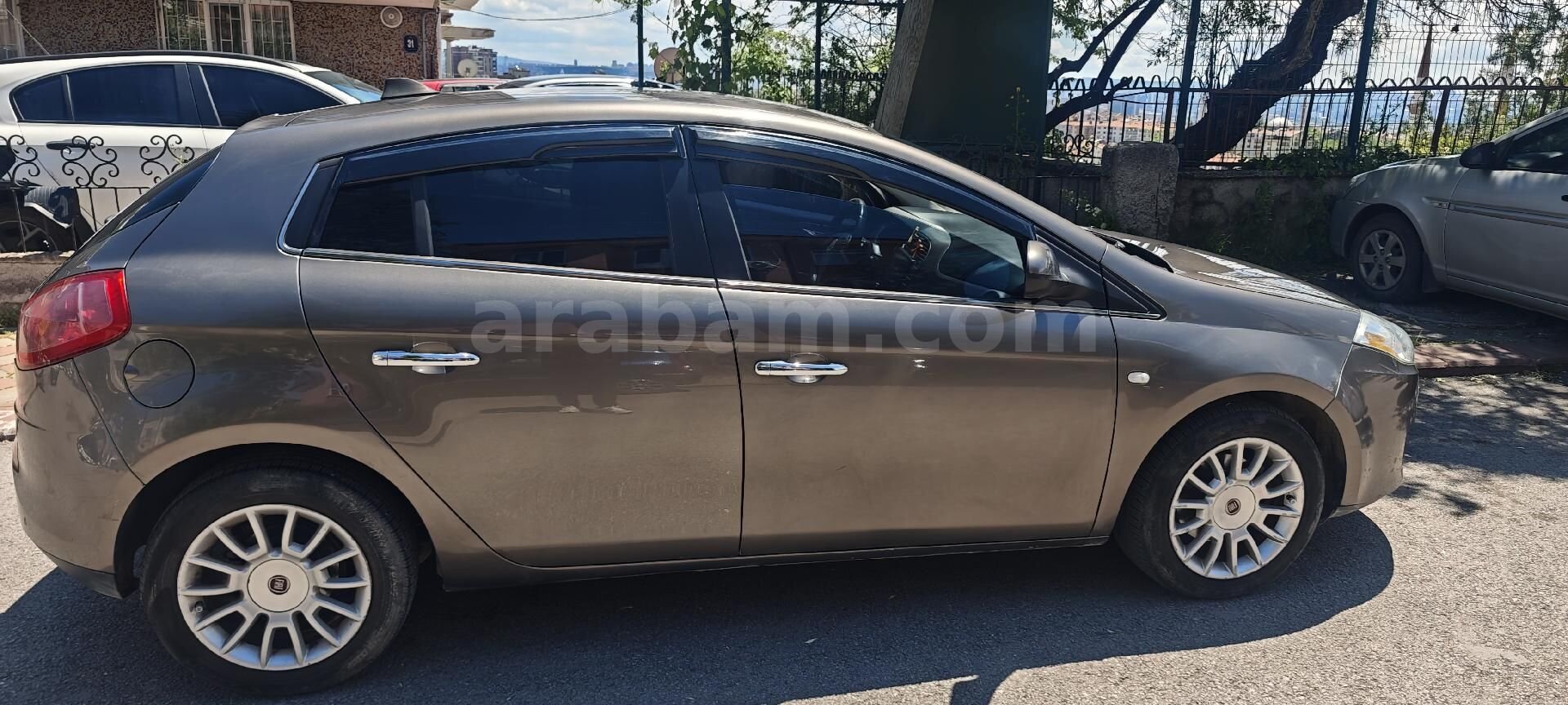 Sahibinden Fiat Bravo 1.4 T-Jet Dynamic 2009 Model Ankara 148.282 km Kahverengi 3
