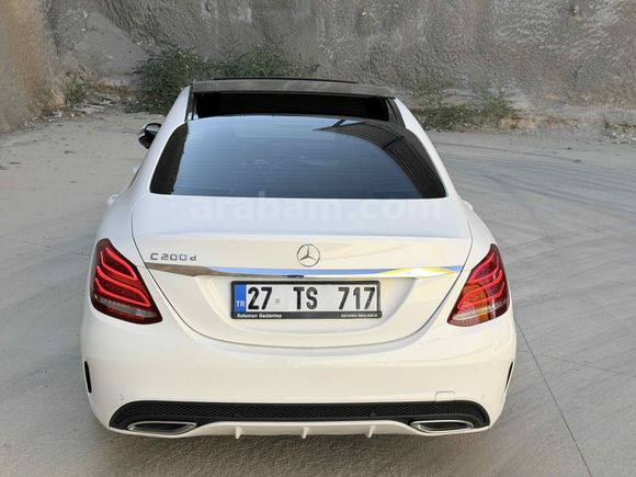 SAHİBİNDEN TERTEMİZ MERCEDES C200d AMG İMZALI SERİ/TOUCH PAD/ANALOG SAAT 
