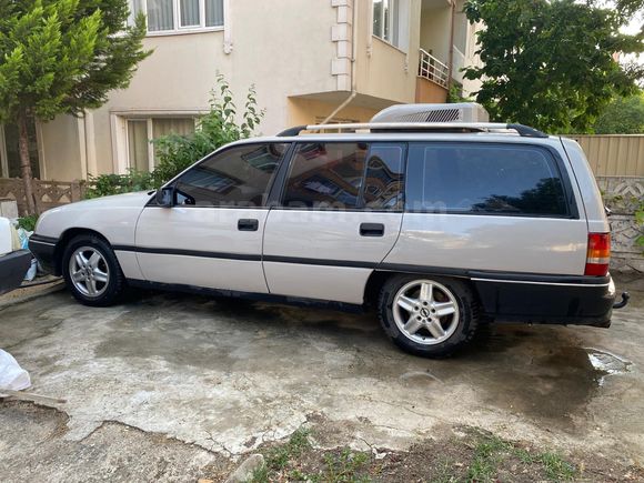Sahibinden Opel Omega 1.8 1987 Model