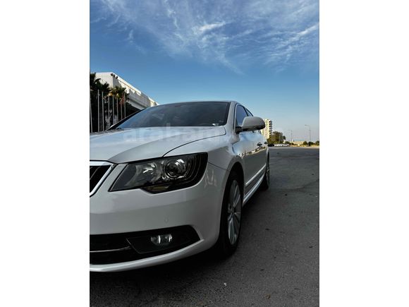 Sahibinden Skoda SuperB 1.6 TDI Elegance 2014 Model 