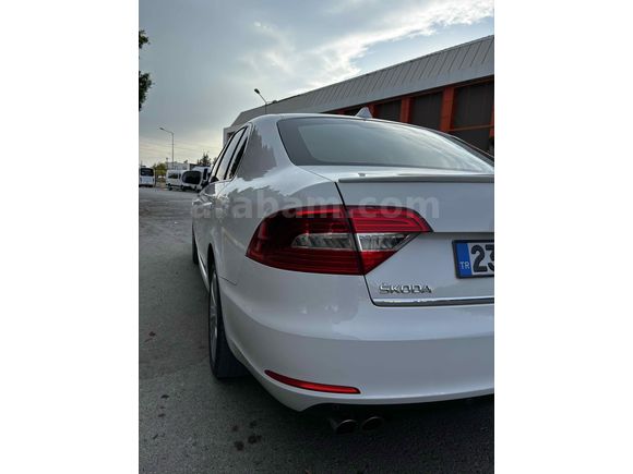 Sahibinden Skoda SuperB 1.6 TDI Elegance 2014 Model 