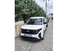 Sahibinden Ford Tourneo Courier 1.0 EcoBoost Trend 2025 Model  27.000 km Beyaz