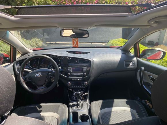 Sahibinden Kia Ceed 1.6 CRDi Concept Plus 2015 Model 