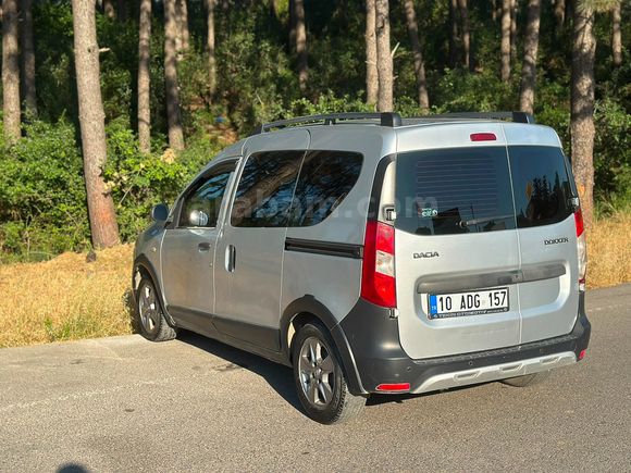 Galeriden Dacia Dokker 1.5 DCi Stepway 2016 Model İstanbul