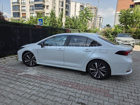 LPG'li Toyota Corolla 1.5 Flame X-Pack 2025