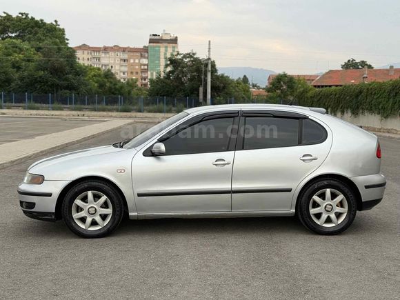 Sahibinden Seat Leon 1.6 Stella 2000 Model  336.000 km Gri