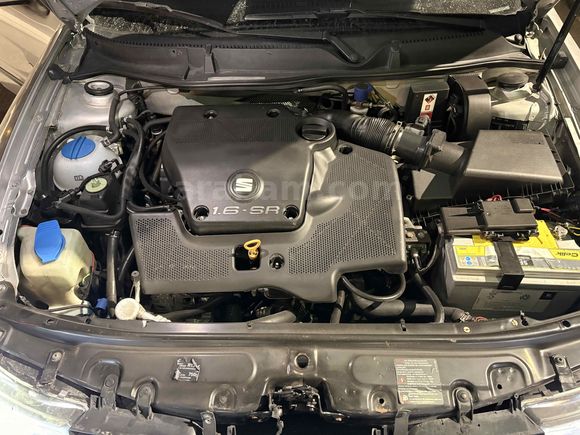 Sahibinden Seat Leon 1.6 Stella 2000 Model  336.000 km Gri